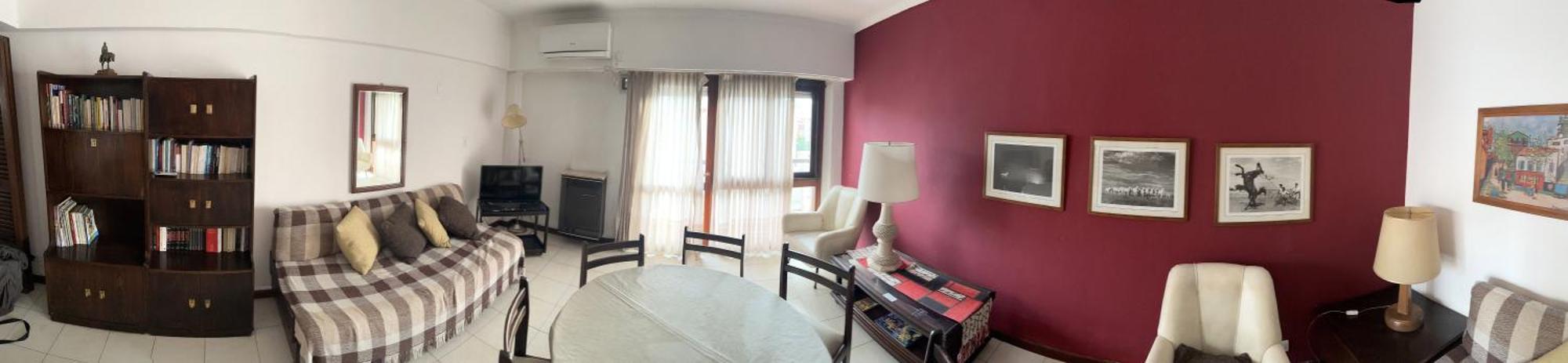 Edificio Motril: Spacious 4-person Near Aldrey Shopping *